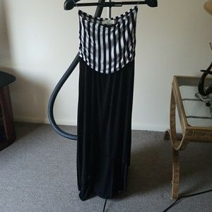 Black and white maxi dress
